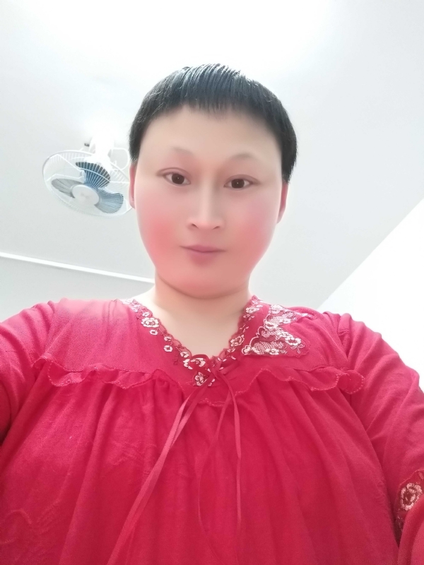 彩虹姐姐永不言弃的第一张照片--宜昌认干亲服务网